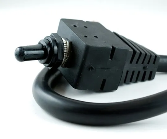 63-3055-84　2 circuits with waterproof toggle Switch cord (ON-ON)　FE-A5704