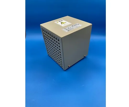 2-207-11　变压器100/220V200VA