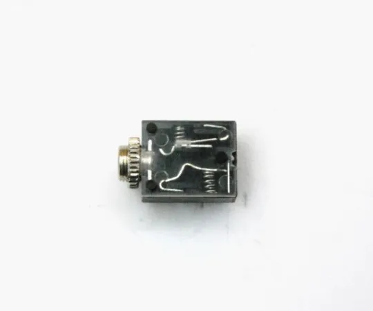 63-3109-01　3.5 phi headphone Jack with both Board and panel Switch　HLA-3531D2A