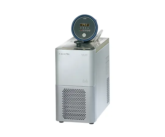 2-935-01-22　［Discontinued］Low Temperature Constant Circulation Water Bath 250 W with Pre-shipping Inspection Certificate　LBX-300