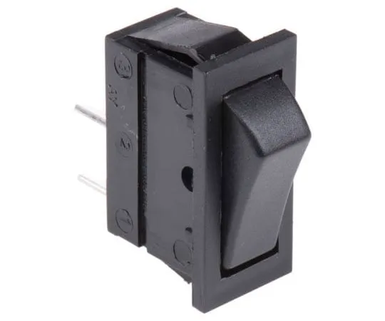 63-4723-21　Arcolectric Single Pole Single Throw (SPST) ，Latching Rocker开关面板安装　C1300AAAAA