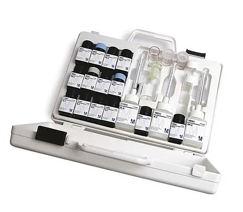 61-0310-17　M Color Test (TM) Compact Laboratories for Water Analysis (淡水/海水) Aquamerck (R) 111151 1套　1.11151.0001
