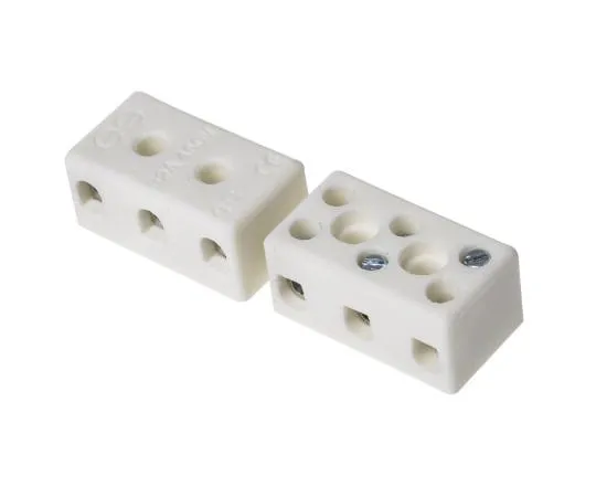 63-4984-44　RS Pro非熔接终端铝块，3路/杆，螺杆下降终端，12 AWG,陶瓷，450 V　703-3855