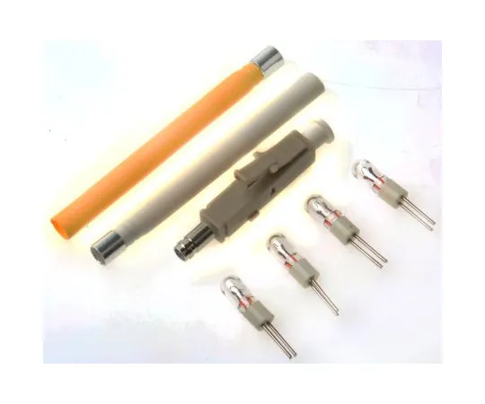 63-4918-83　铅针指示灯，透明，5V, 60 mA, 10万小时　655-9378