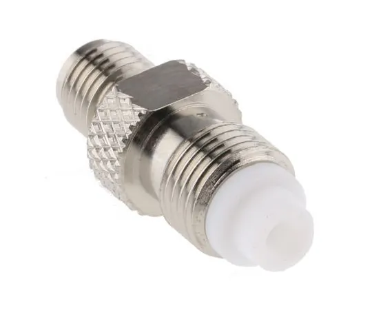 63-5039-39　直50Ω射频适配器FME插座到SMA插座900MHz　738-5780