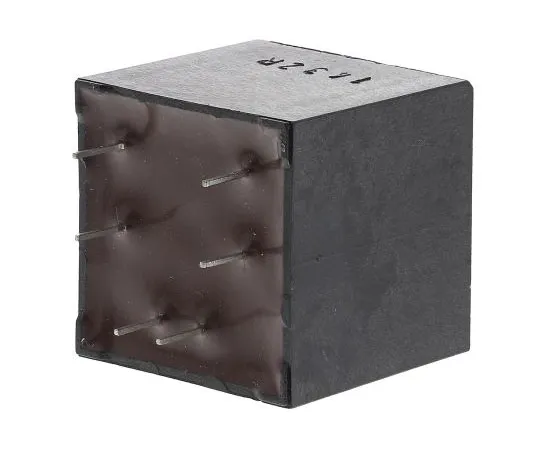 63-7398-61　1:1:1穿孔电信变压器，3mH　IT313