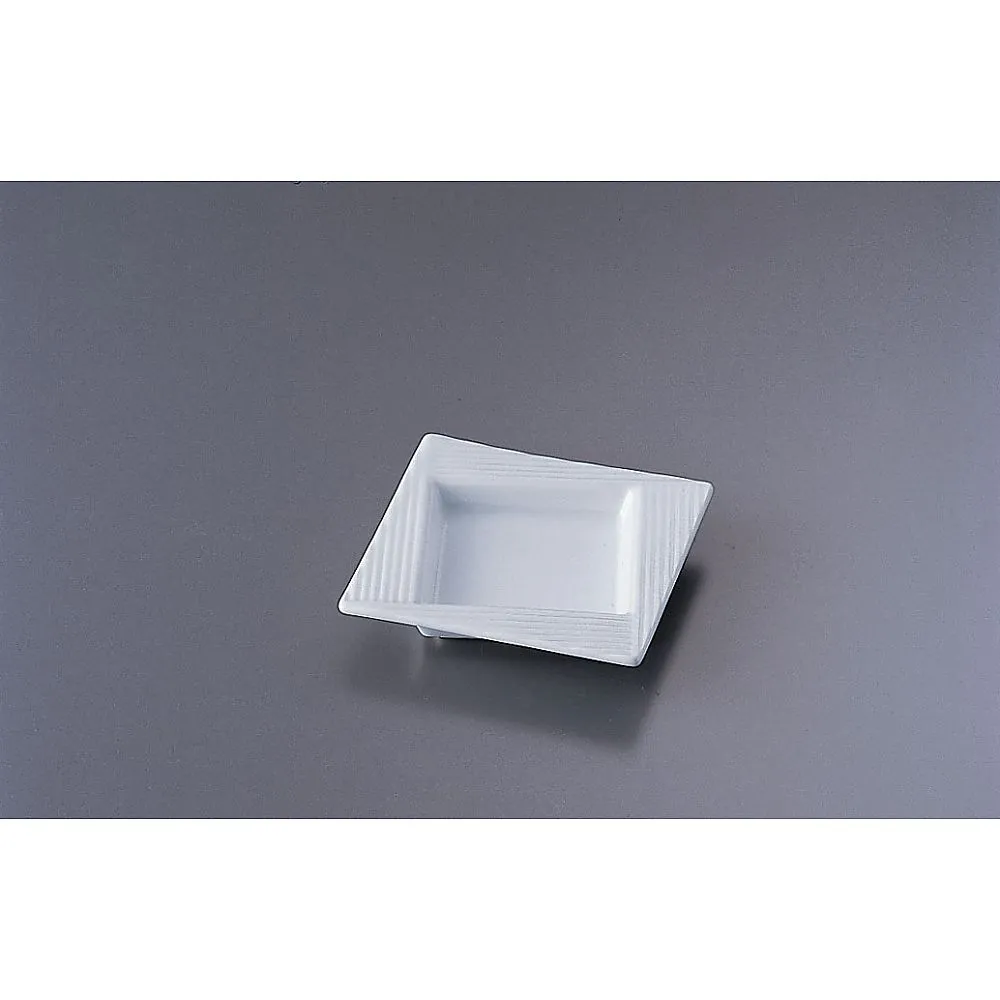 62-6840-94　Small plate with mouth change　RMPK201