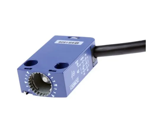 63-7632-40　捕捉动作限制开关锌合金，NO/NC,240V　ZCMD21L5